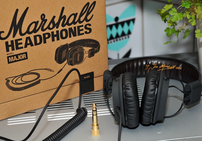 141009-01-marshall-headphones-major