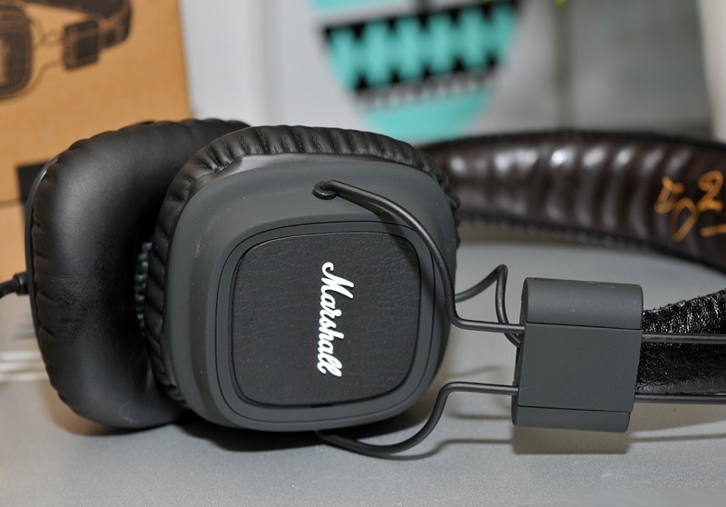 141009-02-marshall-headphones-major