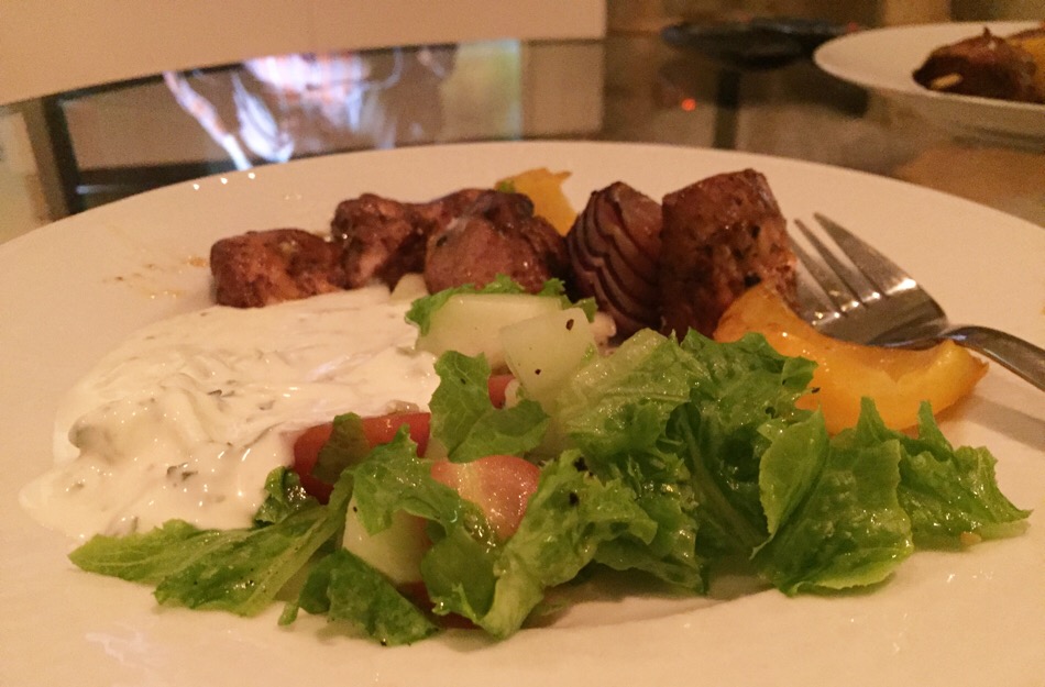 Grillat kyckling med melonsallad och tzatziki